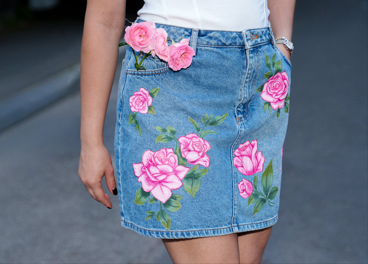 Fusta Blooming Roses - piesă unicat pictată manual
